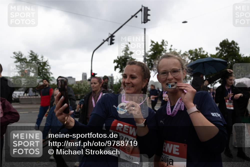 14.06.2026 - REWE Women's Run Michael Strokosch http://msf.ph/oto/9788719 14.06.2026 11:07:05 Laufen 2, 2026, 6028 meine-sportfotos.de