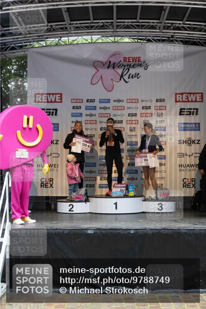 14.06.2026 - REWE Women's Run Michael Strokosch http://msf.ph/oto/9788749 14.06.2026 11:18:20 Laufen 57, 7, 3, 34, 5, 5, 100, 5, 5, 5, 10, 4, 300, 2, 1, 3 meine-sportfotos.de