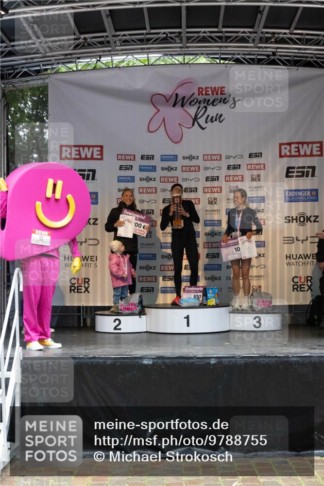 14.06.2026 - REWE Women's Run Michael Strokosch http://msf.ph/oto/9788755 14.06.2026 11:18:20 Laufen 5, 7, 100, 5, 3, 7, 3, 34, 5, 10, 19, 5, 4, 5, 300, 2, 1, 3 meine-sportfotos.de