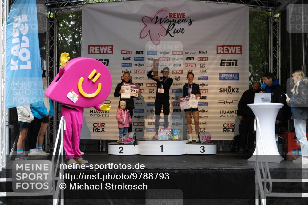 14.06.2026 - REWE Women's Run Michael Strokosch http://msf.ph/oto/9788793 14.06.2026 11:18:30 Laufen 3, 557, 100, 4, 57, 5, 57, 345, 5, 2, 57, 1, 300, 3, 5, 3 meine-sportfotos.de