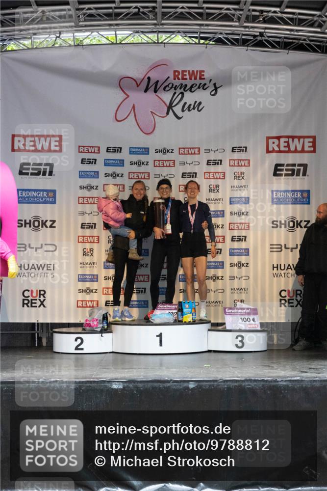 14.06.2026 - REWE Women's Run Michael Strokosch http://msf.ph/oto/9788812 14.06.2026 11:18:58 Laufen 3, 3, 5, 34, 5, 5, 2, 5, 7, 34, 5, 200, 1, 5, 100, 3 meine-sportfotos.de