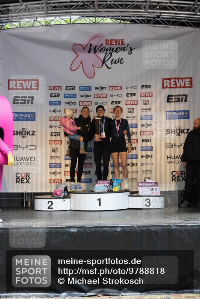 14.06.2026 - REWE Women's Run Michael Strokosch http://msf.ph/oto/9788818 14.06.2026 11:18:59 Laufen 5, 51, 3, 3, 3, 7, 5, 34, 5, 5, 67, 5, 57, 2, 200, 1, 100, 3 meine-sportfotos.de