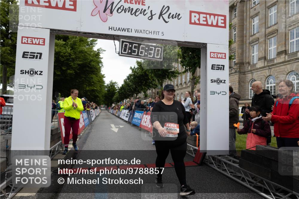 14.06.2026 - REWE Women's Run Michael Strokosch http://msf.ph/oto/9788857 14.06.2026 11:27:17 Laufen 3, 5, 0, 56, 30, 5562, 7, 3 meine-sportfotos.de