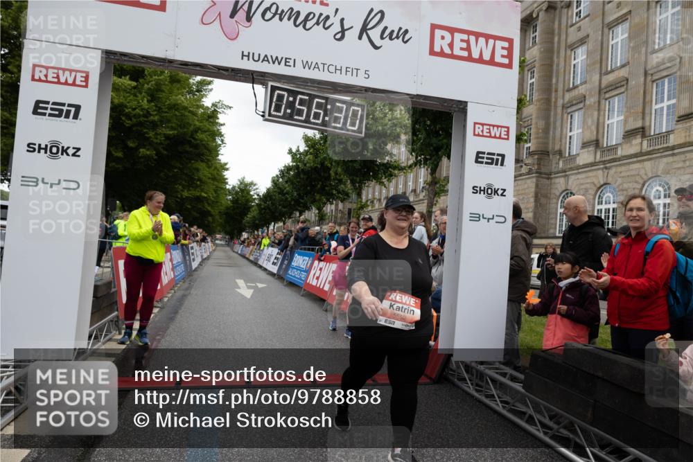 14.06.2026 - REWE Women's Run Michael Strokosch http://msf.ph/oto/9788858 14.06.2026 11:27:18 Laufen 34, 5, 0, 56, 30, 5562, 57, 340 meine-sportfotos.de