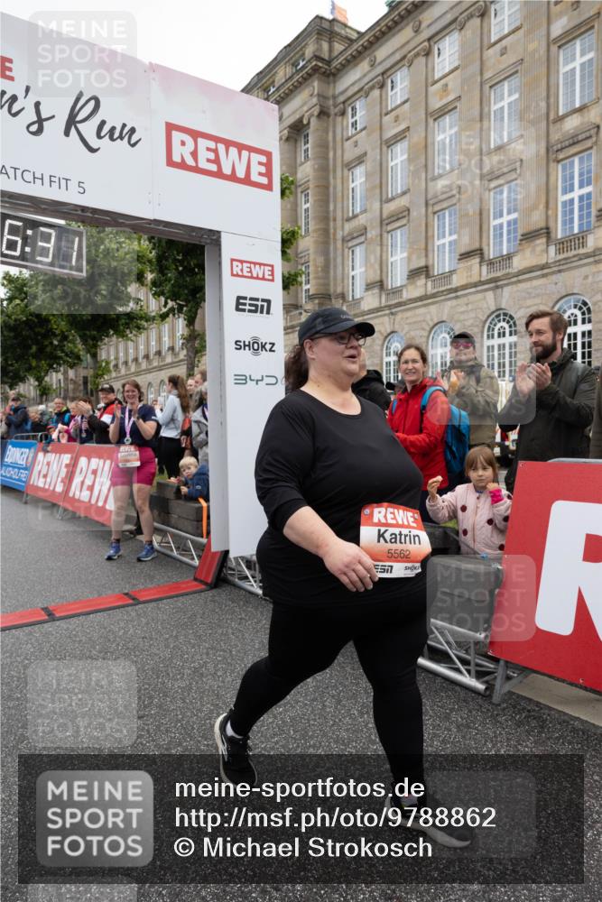 14.06.2026 - REWE Women's Run Michael Strokosch http://msf.ph/oto/9788862 14.06.2026 11:27:19 Laufen 5, 6, 30, 34, 5562, 57 meine-sportfotos.de