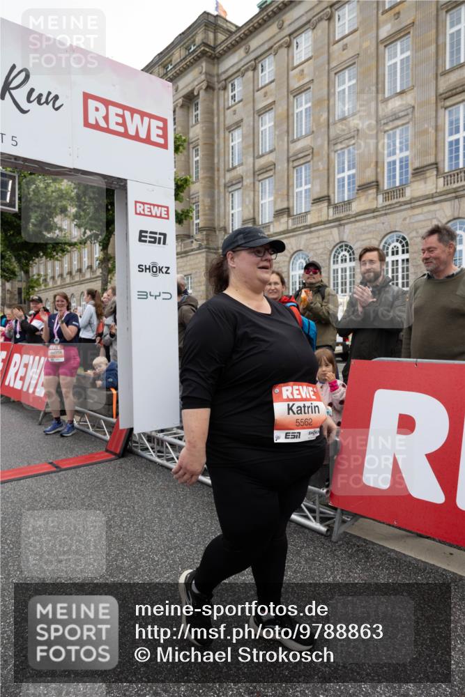 14.06.2026 - REWE Women's Run Michael Strokosch http://msf.ph/oto/9788863 14.06.2026 11:27:19 Laufen 5, 340, 5562 meine-sportfotos.de