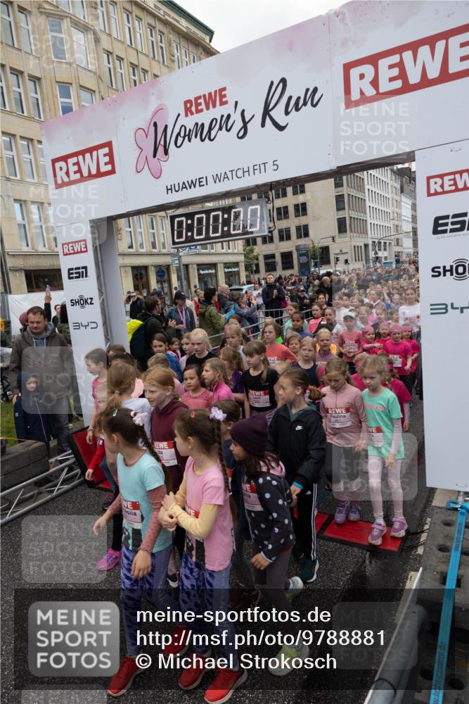 14.06.2026 - REWE Women's Run Michael Strokosch http://msf.ph/oto/9788881 14.06.2026 11:28:23 Laufen 5, 0, 00, 00, 34, 201, 3 meine-sportfotos.de