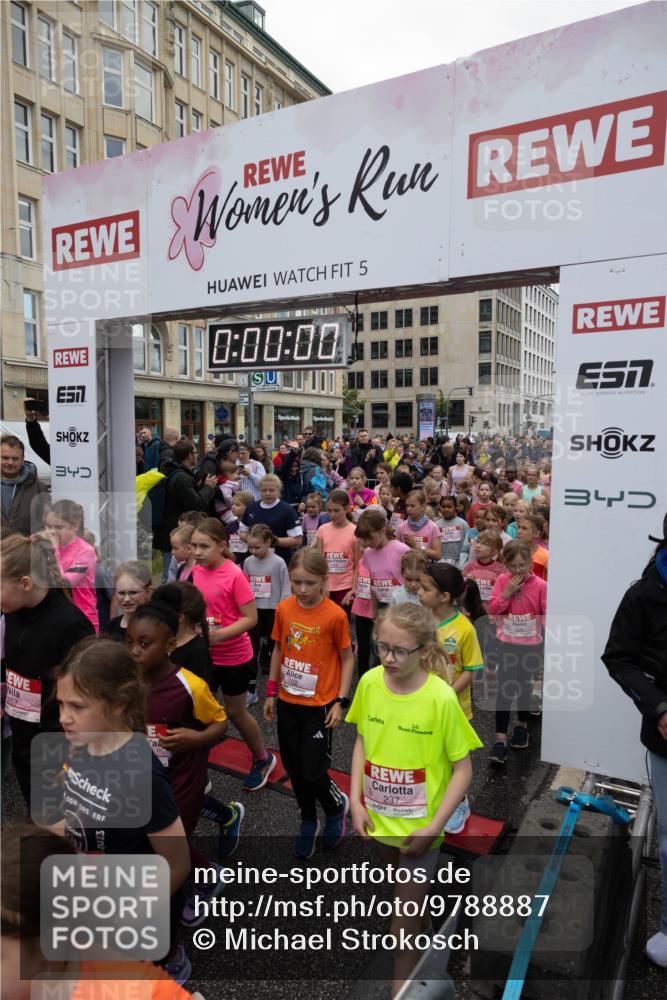 14.06.2026 - REWE Women's Run Michael Strokosch http://msf.ph/oto/9788887 14.06.2026 11:28:37 Laufen 5, 0, 00, 00, 1257, 340, 102, 237, 3 meine-sportfotos.de