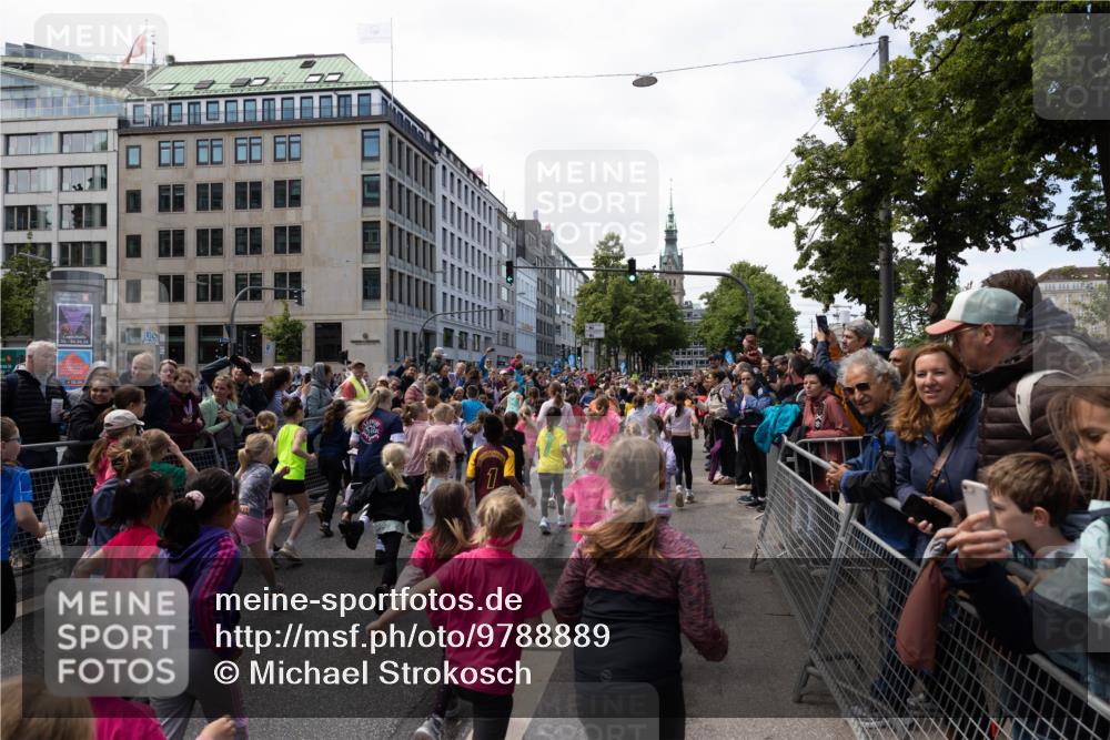 14.06.2026 - REWE Women's Run Michael Strokosch http://msf.ph/oto/9788889 14.06.2026 11:33:23 Laufen  meine-sportfotos.de