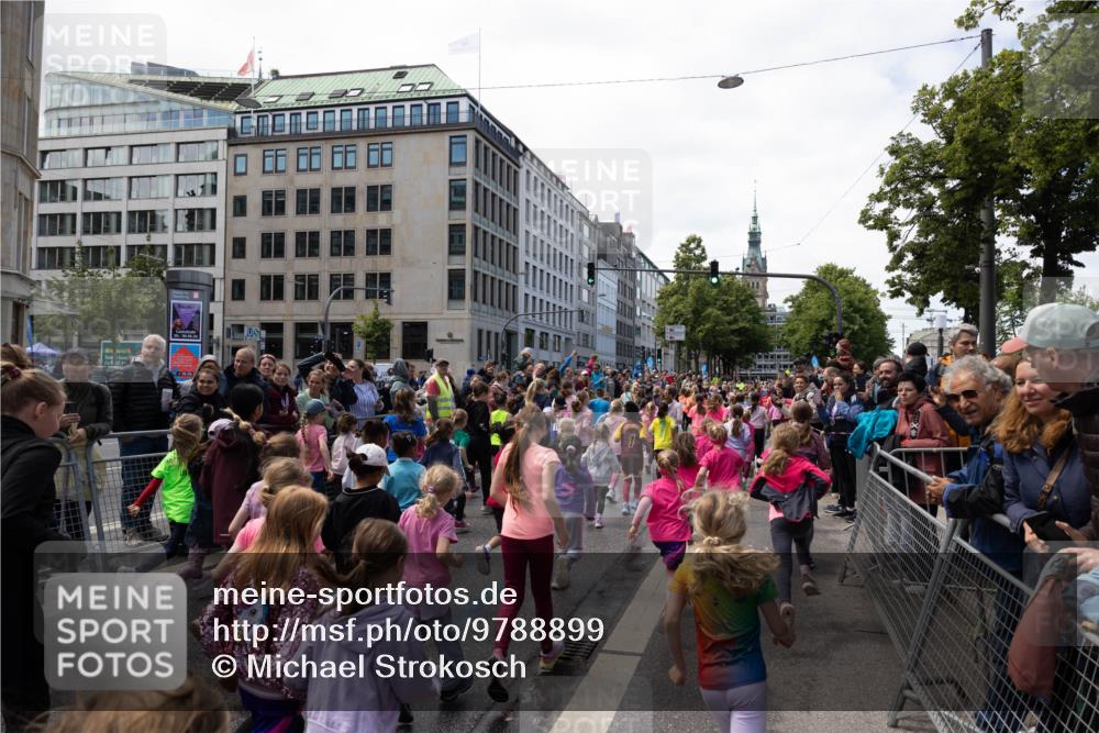 14.06.2026 - REWE Women's Run Michael Strokosch http://msf.ph/oto/9788899 14.06.2026 11:33:25 Laufen  meine-sportfotos.de