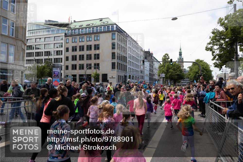 14.06.2026 - REWE Women's Run Michael Strokosch http://msf.ph/oto/9788901 14.06.2026 11:33:25 Laufen  meine-sportfotos.de