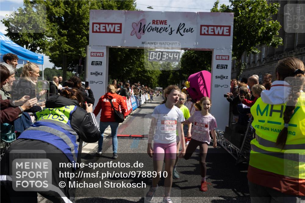 14.06.2026 - REWE Women's Run Michael Strokosch http://msf.ph/oto/9788910 14.06.2026 11:36:41 Laufen 5, 0, 03, 44, 4, 169 meine-sportfotos.de