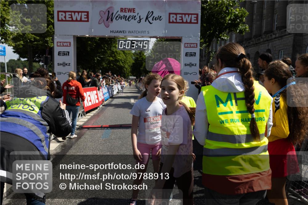 14.06.2026 - REWE Women's Run Michael Strokosch http://msf.ph/oto/9788913 14.06.2026 11:36:42 Laufen 5, 0, 03, 45, 7, 34, 169 meine-sportfotos.de