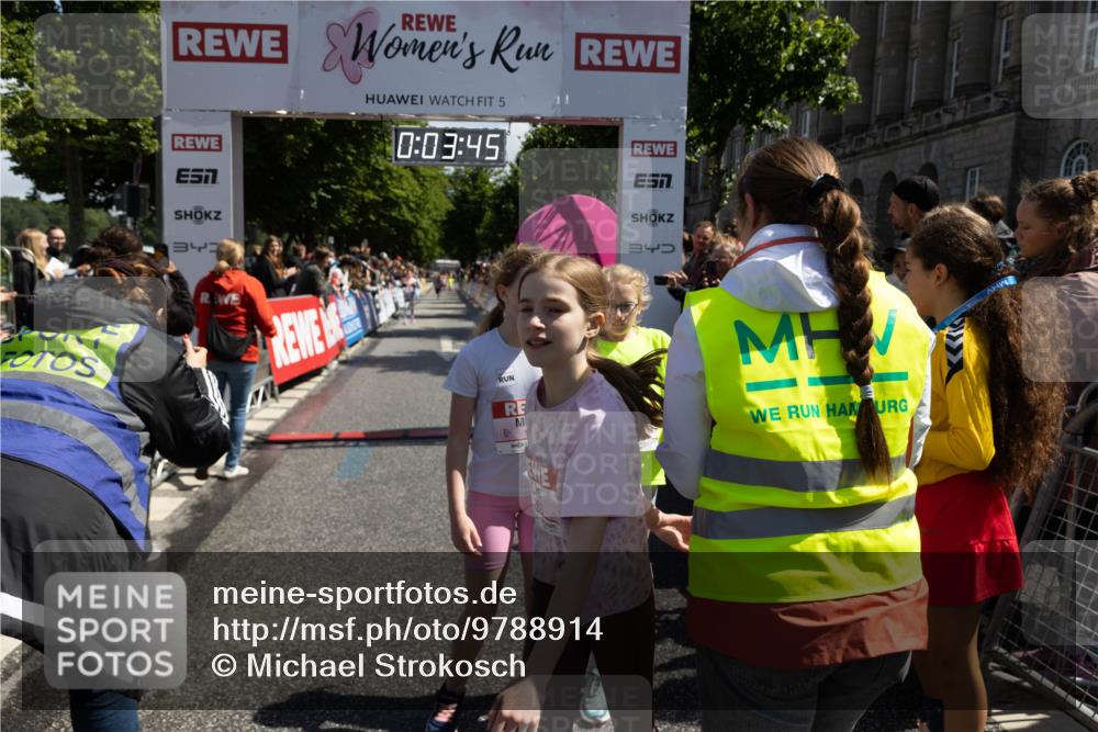 14.06.2026 - REWE Women's Run Michael Strokosch http://msf.ph/oto/9788914 14.06.2026 11:36:42 Laufen 5, 0, 03, 45, 7, 4 meine-sportfotos.de