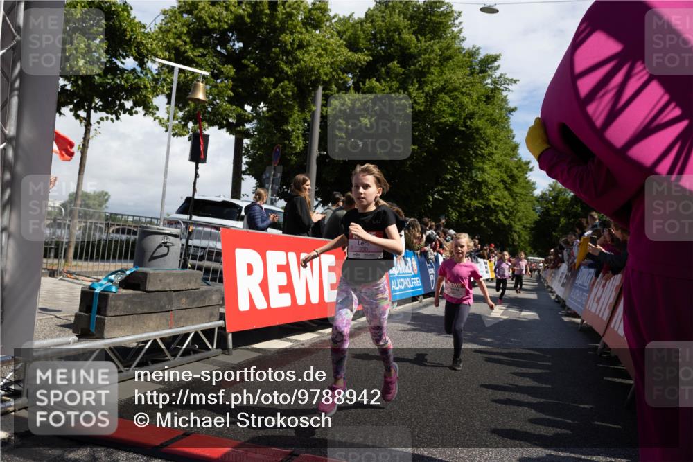 14.06.2026 - REWE Women's Run Michael Strokosch http://msf.ph/oto/9788942 14.06.2026 11:37:05 Laufen 330 meine-sportfotos.de