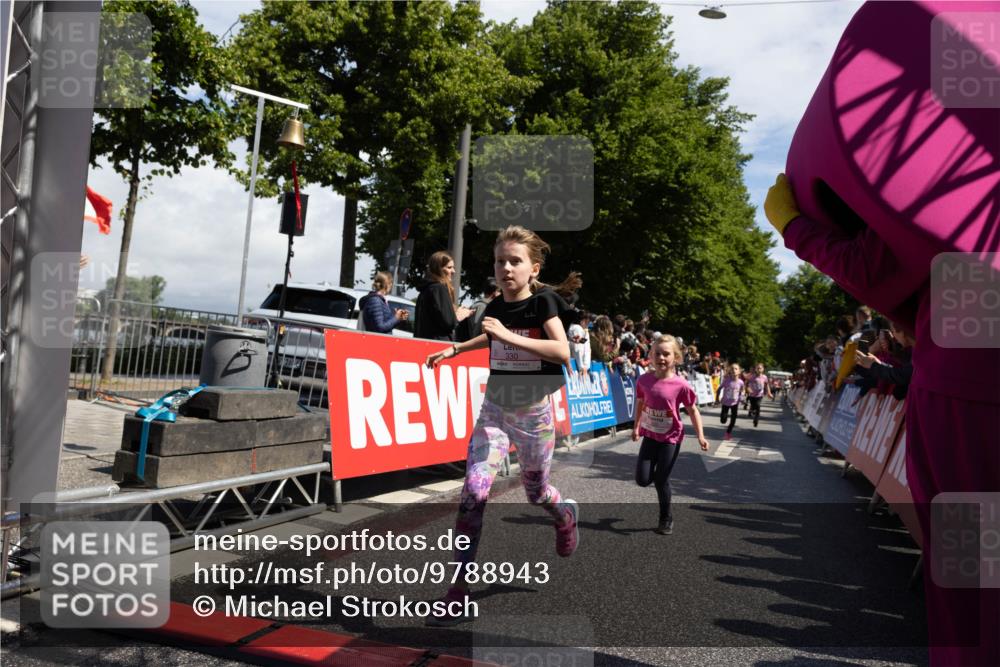 14.06.2026 - REWE Women's Run Michael Strokosch http://msf.ph/oto/9788943 14.06.2026 11:37:05 Laufen 330 meine-sportfotos.de