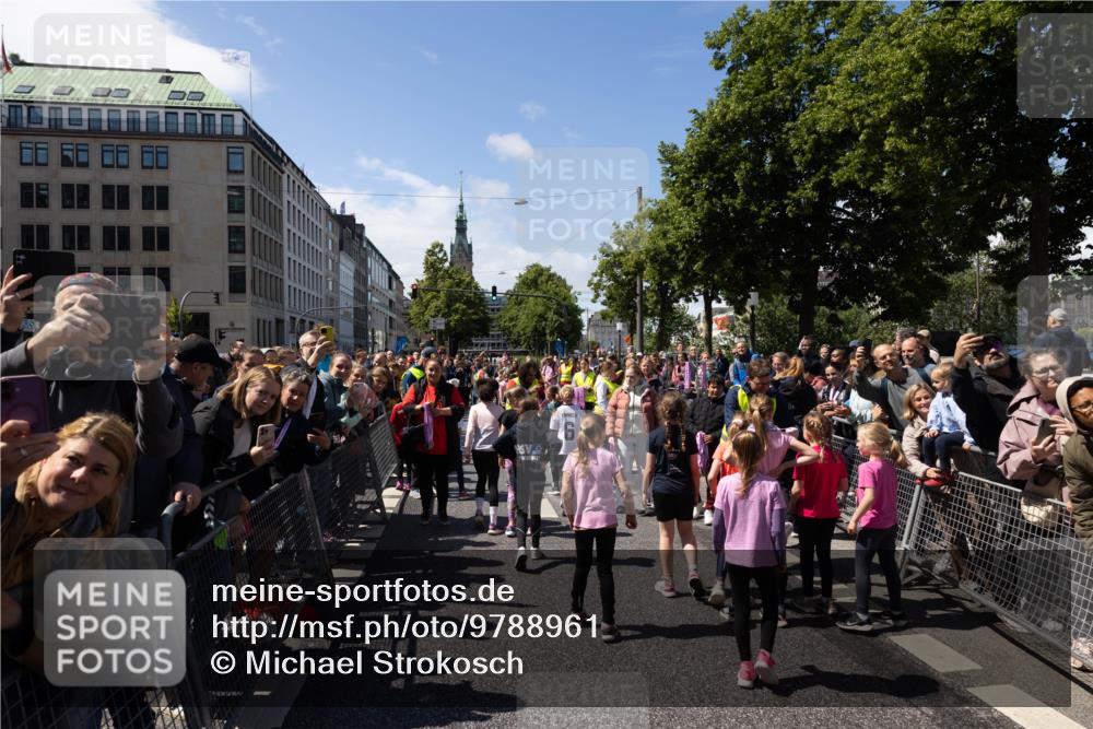 14.06.2026 - REWE Women's Run Michael Strokosch http://msf.ph/oto/9788961 14.06.2026 11:37:17 Laufen  meine-sportfotos.de