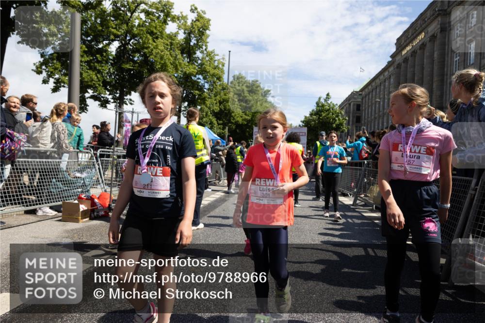 14.06.2026 - REWE Women's Run Michael Strokosch http://msf.ph/oto/9788966 14.06.2026 11:37:35 Laufen 211, 301, 57, 7 meine-sportfotos.de