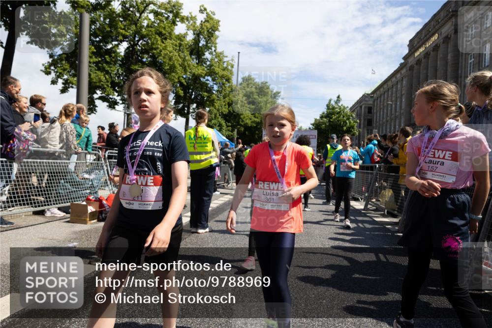 14.06.2026 - REWE Women's Run Michael Strokosch http://msf.ph/oto/9788969 14.06.2026 11:37:35 Laufen 211, 301, 157 meine-sportfotos.de