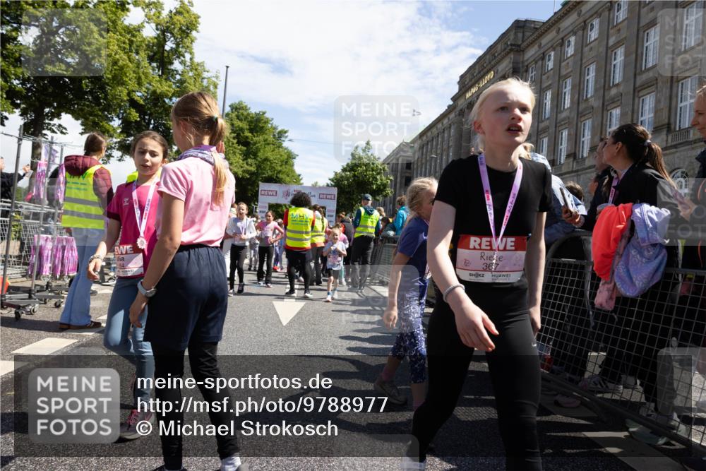 14.06.2026 - REWE Women's Run Michael Strokosch http://msf.ph/oto/9788977 14.06.2026 11:37:43 Laufen 84, 367 meine-sportfotos.de