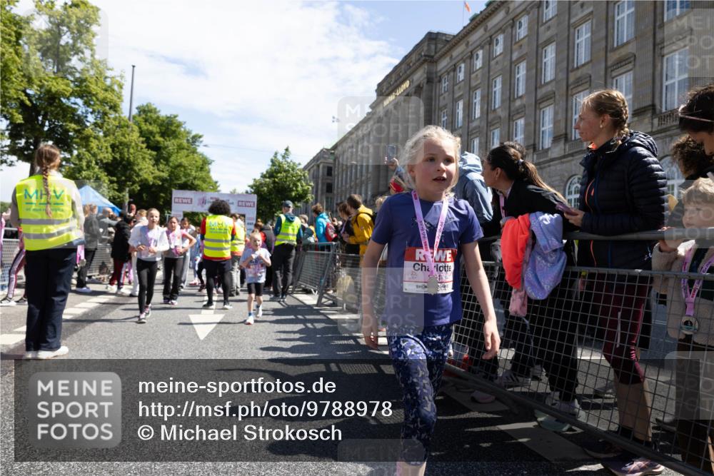 14.06.2026 - REWE Women's Run Michael Strokosch http://msf.ph/oto/9788978 14.06.2026 11:37:43 Laufen  meine-sportfotos.de