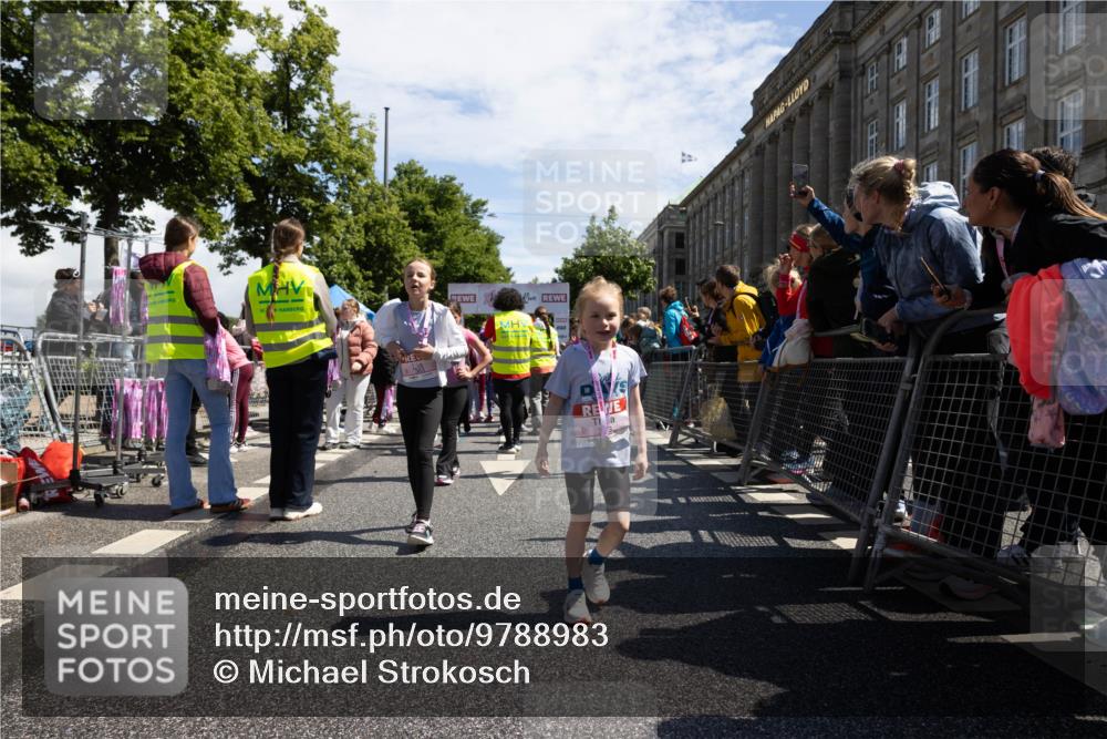 14.06.2026 - REWE Women's Run Michael Strokosch http://msf.ph/oto/9788983 14.06.2026 11:37:46 Laufen  meine-sportfotos.de