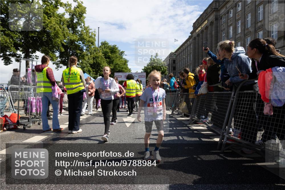 14.06.2026 - REWE Women's Run Michael Strokosch http://msf.ph/oto/9788984 14.06.2026 11:37:46 Laufen  meine-sportfotos.de