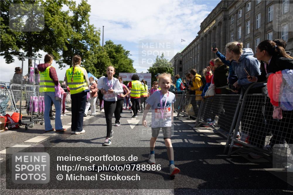 14.06.2026 - REWE Women's Run Michael Strokosch http://msf.ph/oto/9788986 14.06.2026 11:37:46 Laufen  meine-sportfotos.de