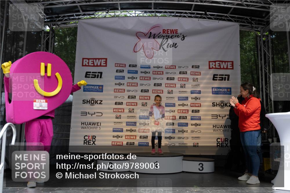 14.06.2026 - REWE Women's Run Michael Strokosch http://msf.ph/oto/9789003 14.06.2026 11:55:31 Laufen 385, 3, 7, 3, 34, 3, 5, 7, 4, 5, 5, 5, 34, 57, 5, 3, 5, 34, 2, 1, 3 meine-sportfotos.de
