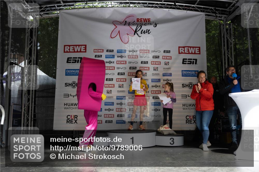 14.06.2026 - REWE Women's Run Michael Strokosch http://msf.ph/oto/9789006 14.06.2026 11:56:51 Laufen 34, 3, 3, 34, 4, 5, 5, 5, 57, 1, 3 meine-sportfotos.de