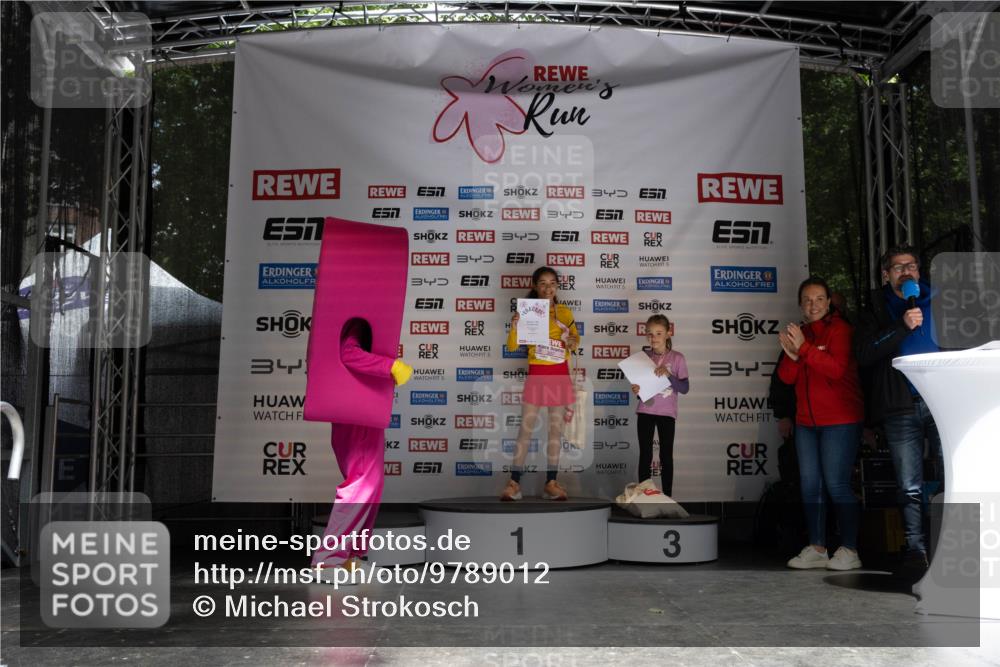 14.06.2026 - REWE Women's Run Michael Strokosch http://msf.ph/oto/9789012 14.06.2026 11:56:52 Laufen 3, 34, 34, 34, 34, 7, 5, 5, 34, 5, 1, 3 meine-sportfotos.de