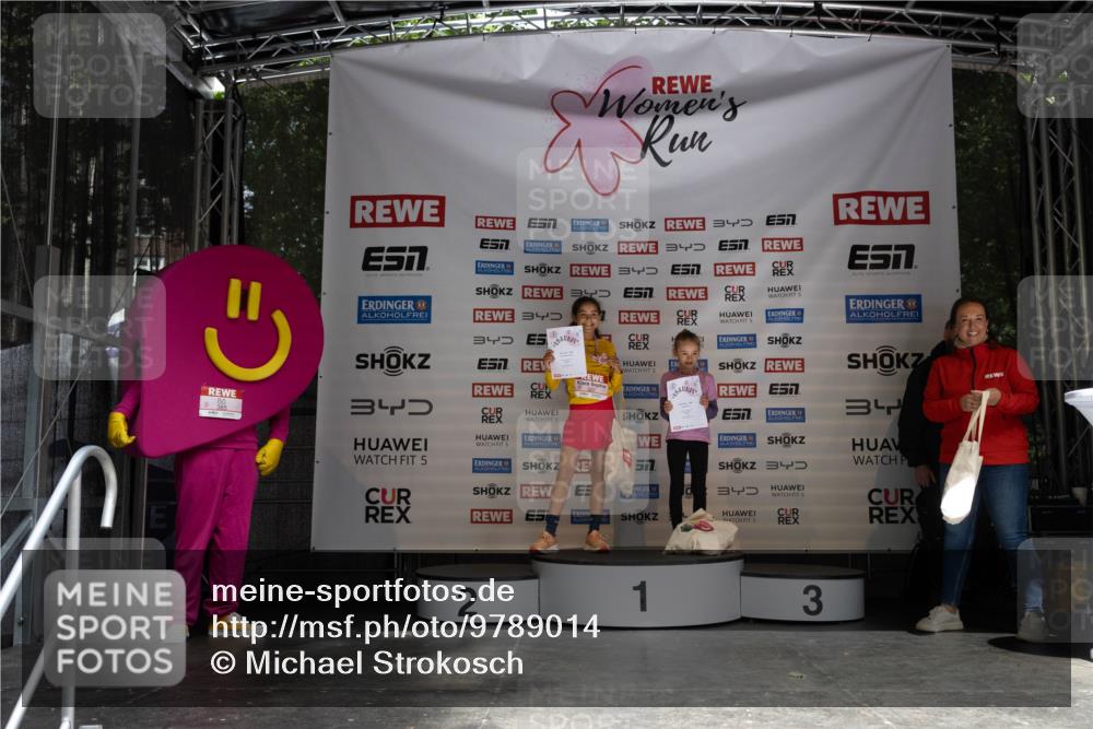 14.06.2026 - REWE Women's Run Michael Strokosch http://msf.ph/oto/9789014 14.06.2026 11:57:48 Laufen 34, 34, 34, 34, 5, 34, 5, 3, 5, 5, 57, 10, 34, 34, 5, 5, 34, 2, 1, 3 meine-sportfotos.de
