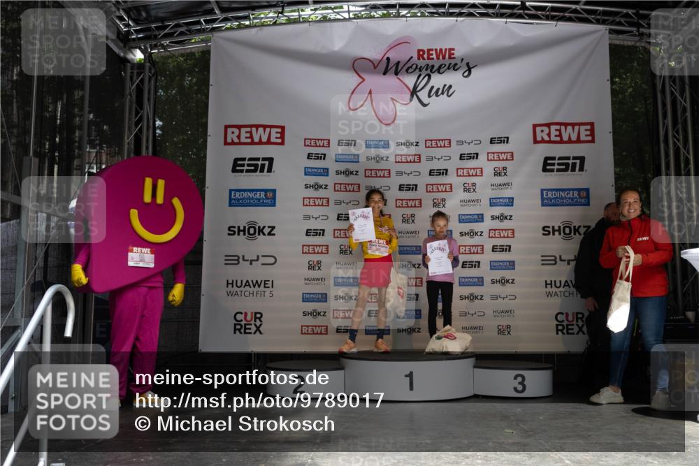 14.06.2026 - REWE Women's Run Michael Strokosch http://msf.ph/oto/9789017 14.06.2026 11:57:48 Laufen 57, 3, 34, 5, 3, 5, 34, 5, 34, 5, 5, 5, 34, 57, 10, 34, 5, 34, 5, 2, 1, 3 meine-sportfotos.de