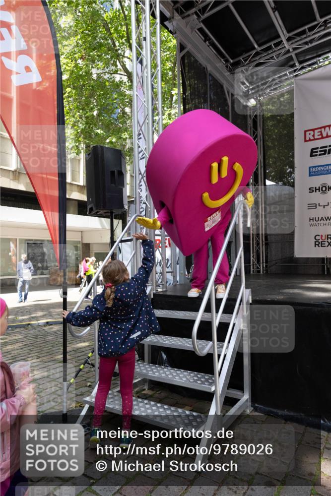 14.06.2026 - REWE Women's Run Michael Strokosch http://msf.ph/oto/9789026 14.06.2026 11:59:02 Laufen 3 meine-sportfotos.de