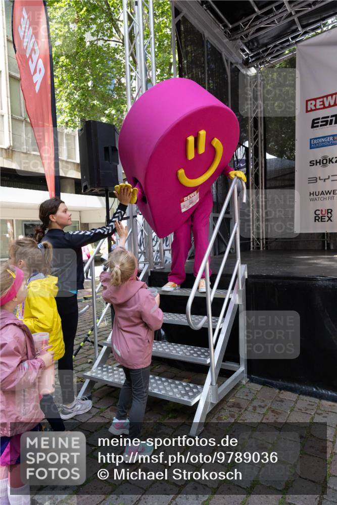 14.06.2026 - REWE Women's Run Michael Strokosch http://msf.ph/oto/9789036 14.06.2026 11:59:08 Laufen 34 meine-sportfotos.de