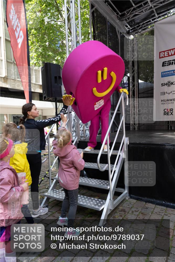 14.06.2026 - REWE Women's Run Michael Strokosch http://msf.ph/oto/9789037 14.06.2026 11:59:08 Laufen 34 meine-sportfotos.de