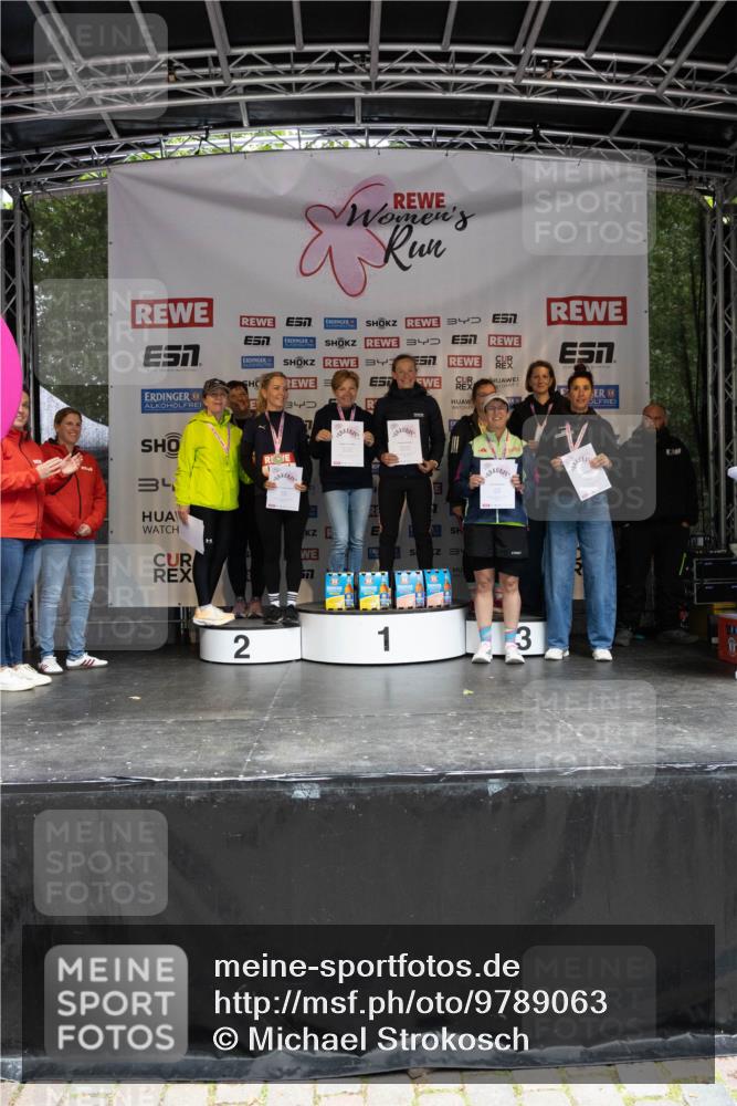14.06.2026 - REWE Women's Run Michael Strokosch http://msf.ph/oto/9789063 14.06.2026 12:10:24 Laufen 3, 3, 37, 34, 5, 34, 17, 2, 1, 3, 3 meine-sportfotos.de