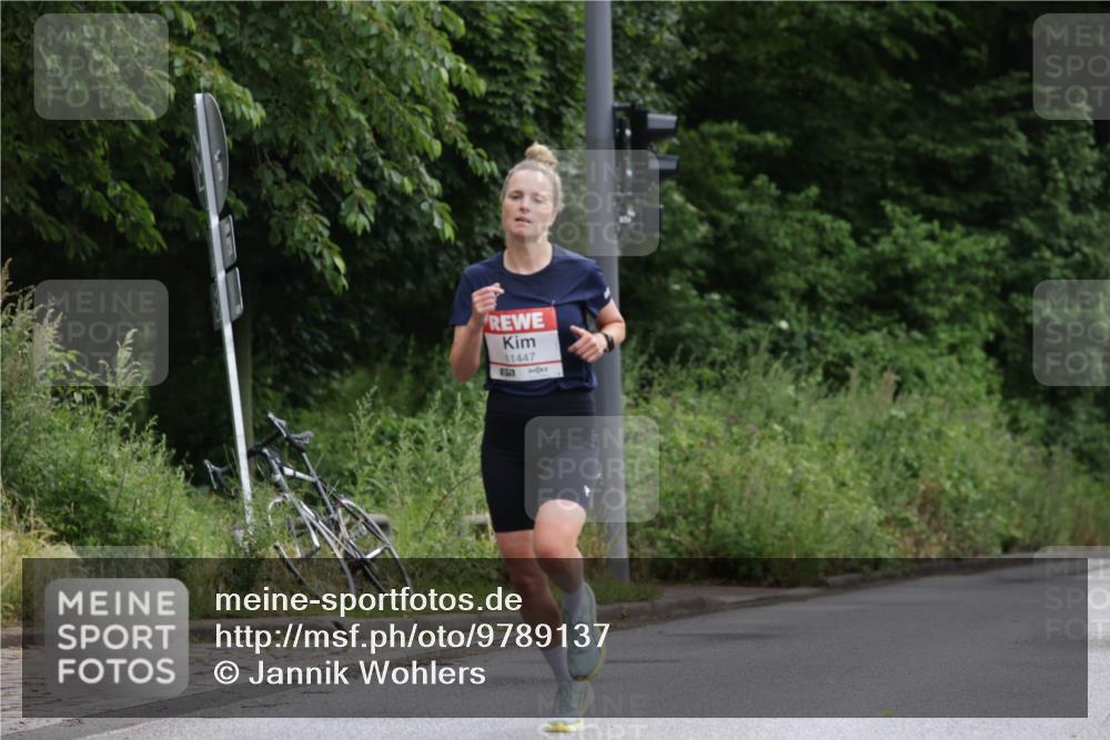 14.06.2026 - REWE Women's Run Jannik Wohlers http://msf.ph/oto/9789137 14.06.2026 09:41:04 Laufen 11447 meine-sportfotos.de