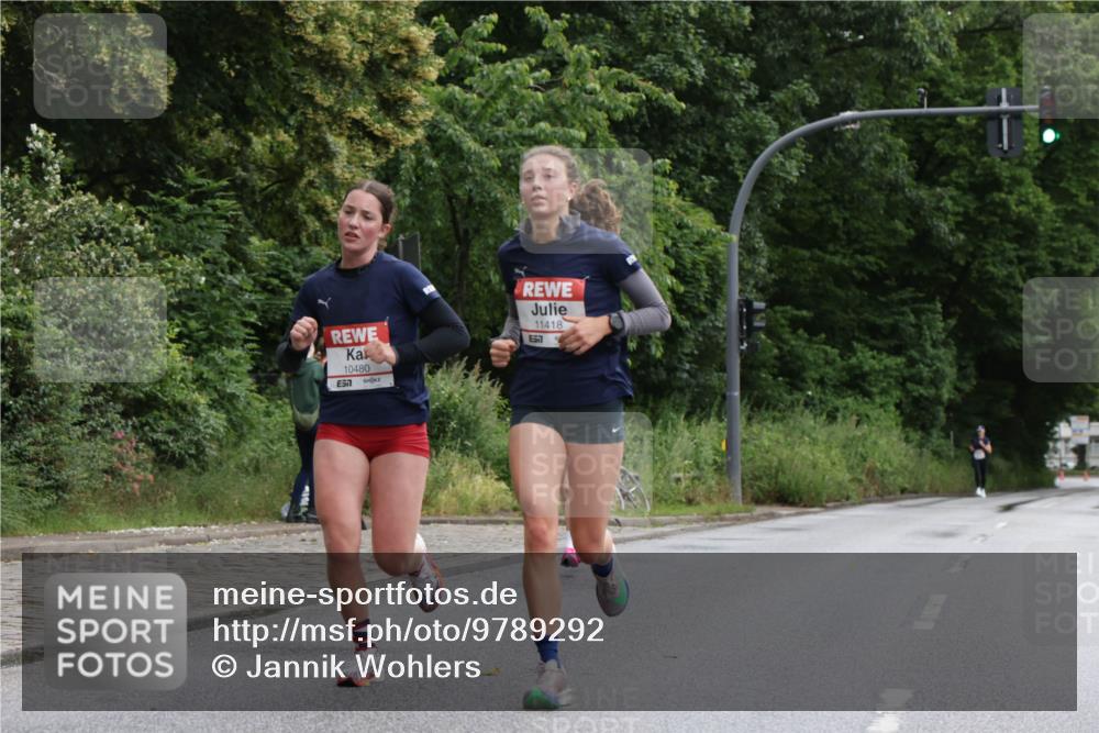 14.06.2026 - REWE Women's Run Jannik Wohlers http://msf.ph/oto/9789292 14.06.2026 09:41:22 Laufen 10480, 57, 11418, 57 meine-sportfotos.de