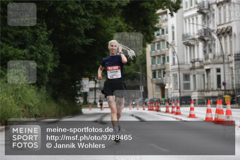 14.06.2026 - REWE Women's Run Jannik Wohlers http://msf.ph/oto/9789465 14.06.2026 09:42:40 Laufen 10020, 57 meine-sportfotos.de
