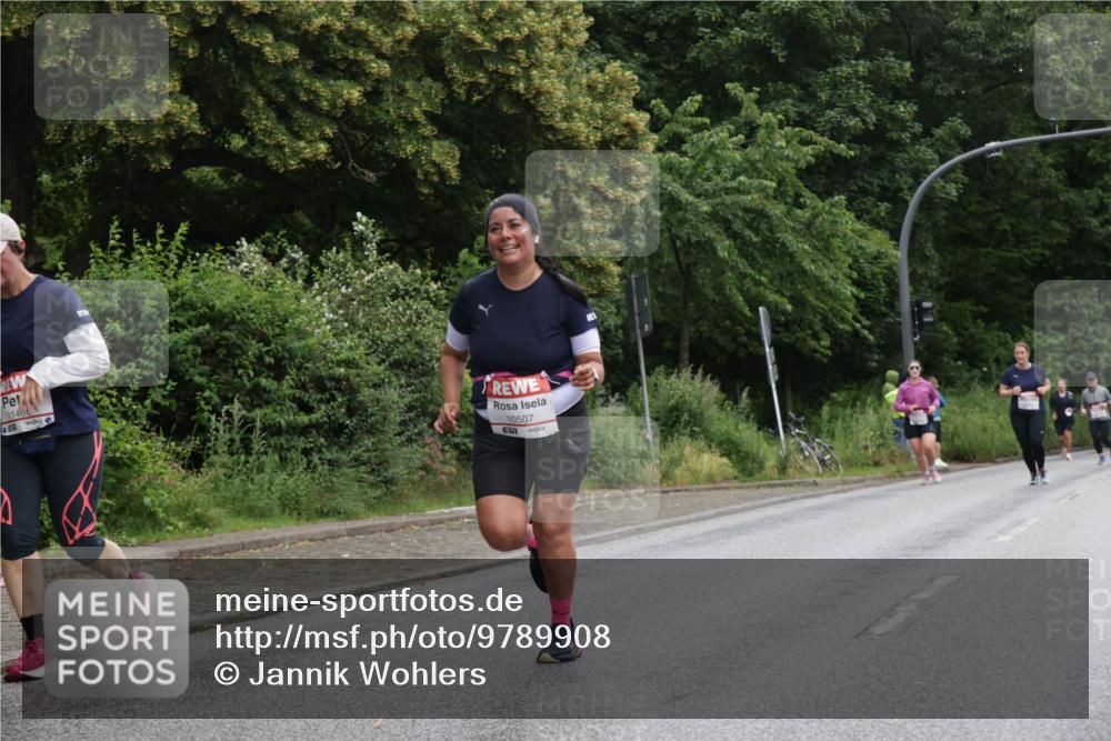 14.06.2026 - REWE Women's Run Jannik Wohlers http://msf.ph/oto/9789908 14.06.2026 10:03:14 Laufen 1148, 10507 meine-sportfotos.de