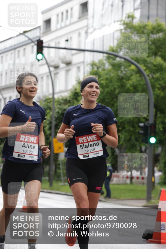 14.06.2026 - REWE Women's Run Jannik Wohlers http://msf.ph/oto/9790028 14.06.2026 09:44:10 Laufen 10120, 10118 meine-sportfotos.de