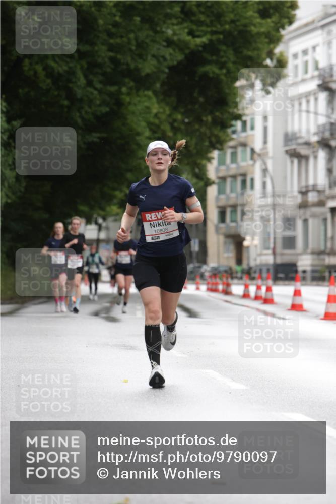 14.06.2026 - REWE Women's Run Jannik Wohlers http://msf.ph/oto/9790097 14.06.2026 09:44:16 Laufen 10808 meine-sportfotos.de