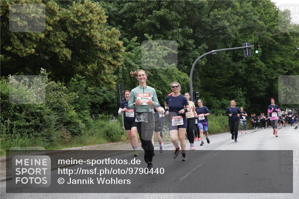 14.06.2026 - REWE Women's Run Jannik Wohlers http://msf.ph/oto/9790440 14.06.2026 10:04:09 Laufen 11057 meine-sportfotos.de