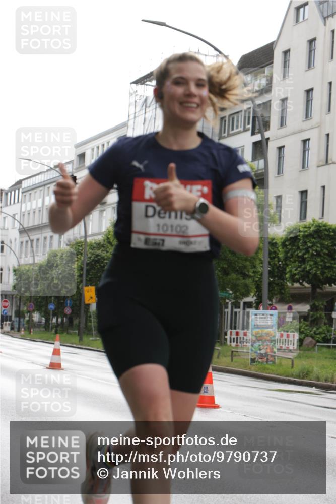 14.06.2026 - REWE Women's Run Jannik Wohlers http://msf.ph/oto/9790737 14.06.2026 09:46:09 Laufen 01, 455, 10102 meine-sportfotos.de