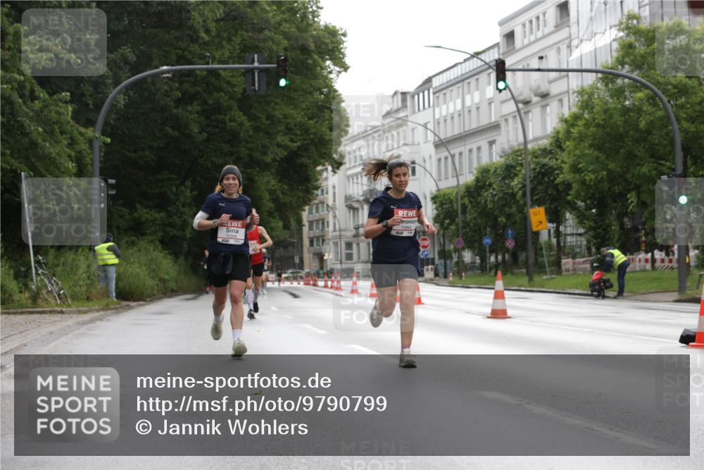 14.06.2026 - REWE Women's Run Jannik Wohlers http://msf.ph/oto/9790799 14.06.2026 09:46:22 Laufen 10894, 01 meine-sportfotos.de