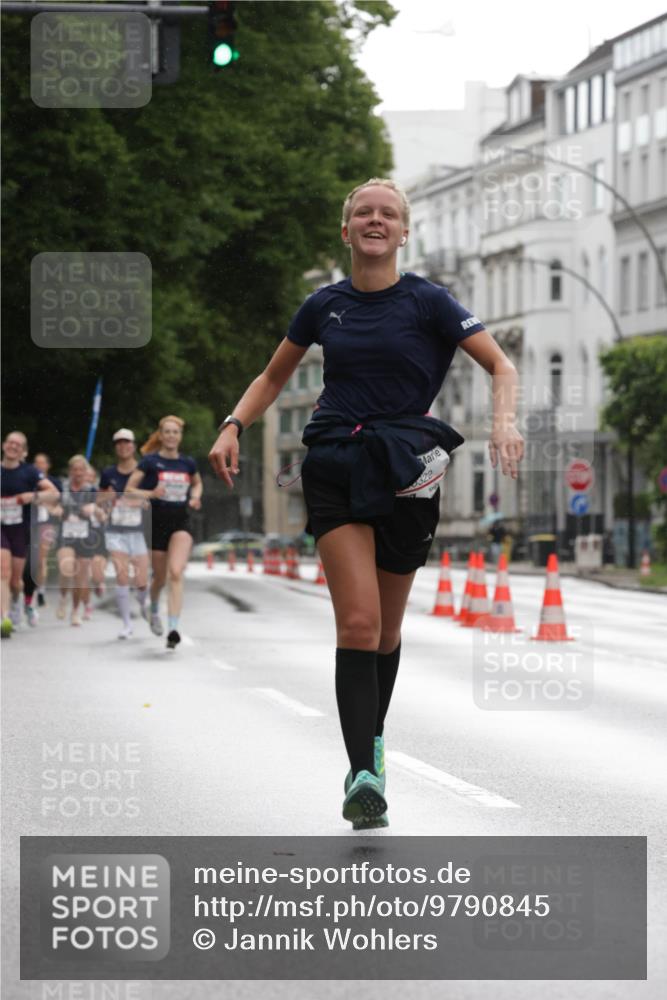 14.06.2026 - REWE Women's Run Jannik Wohlers http://msf.ph/oto/9790845 14.06.2026 09:46:29 Laufen 322 meine-sportfotos.de