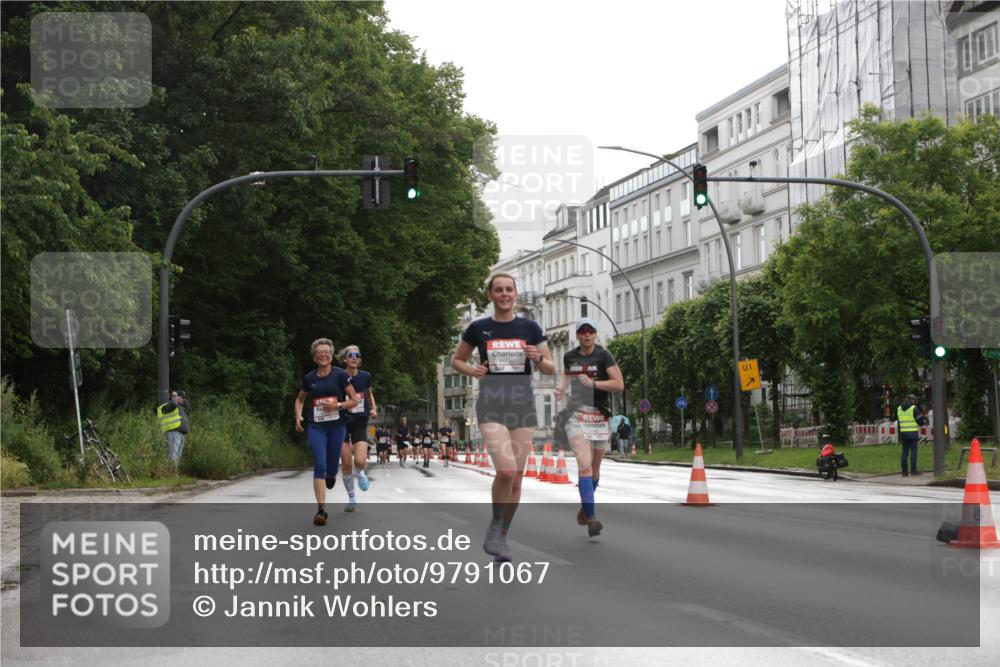 14.06.2026 - REWE Women's Run Jannik Wohlers http://msf.ph/oto/9791067 14.06.2026 09:47:01 Laufen 1114, 1, 7 meine-sportfotos.de