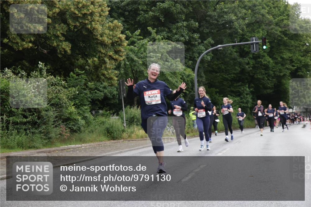 14.06.2026 - REWE Women's Run Jannik Wohlers http://msf.ph/oto/9791130 14.06.2026 10:05:08 Laufen 10514 meine-sportfotos.de