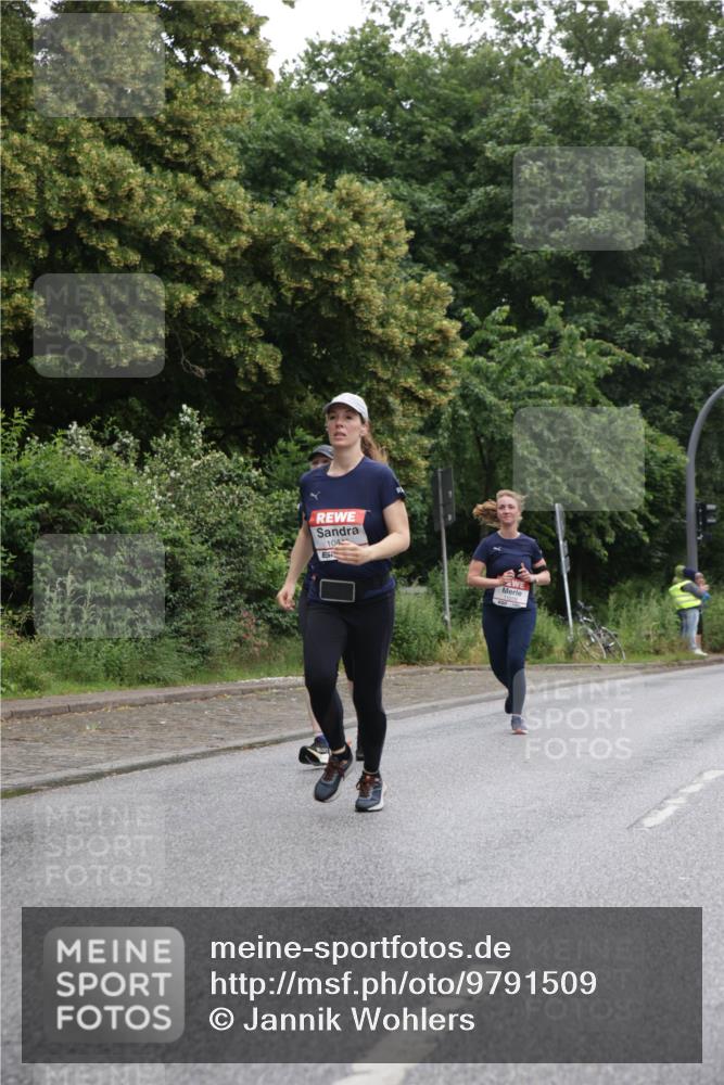 14.06.2026 - REWE Women's Run Jannik Wohlers http://msf.ph/oto/9791509 14.06.2026 10:05:44 Laufen 104 meine-sportfotos.de